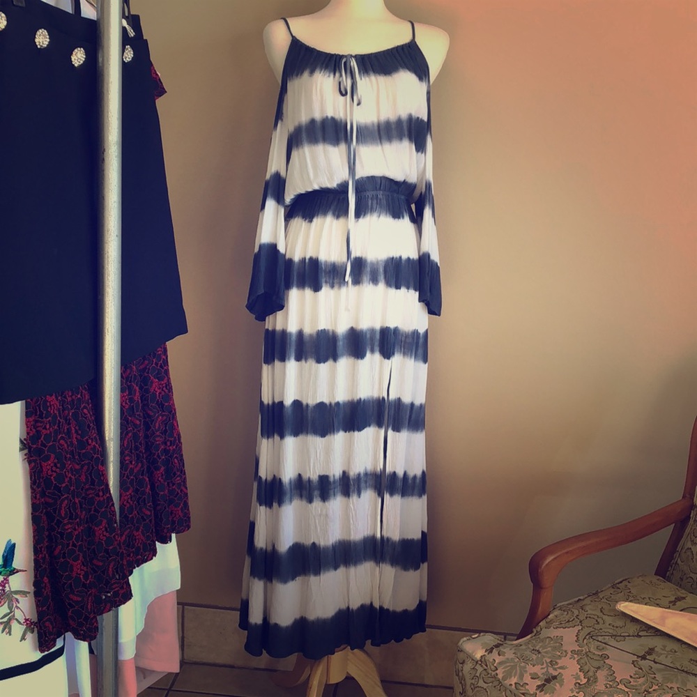 Blue and white tie died Elan maxi dress.